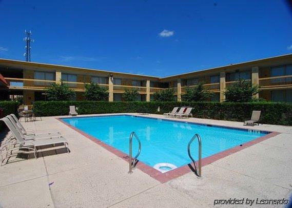 Hotel Elev8 Conroe Exteriér fotografie